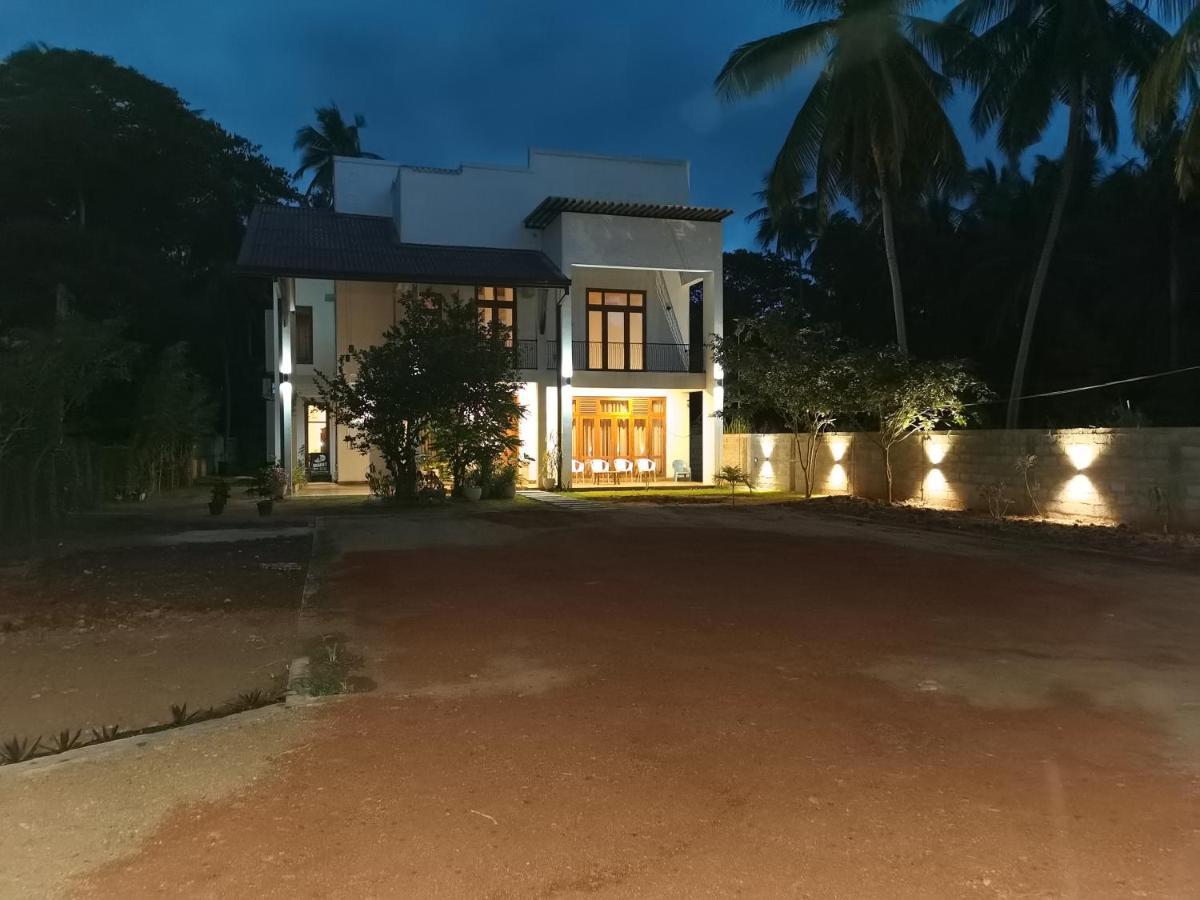 Ruwinsons Canal Garden Anuradhapura Eksteriør bilde